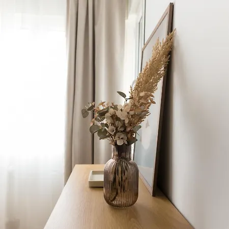 Housingleon San Isidoro * レオン