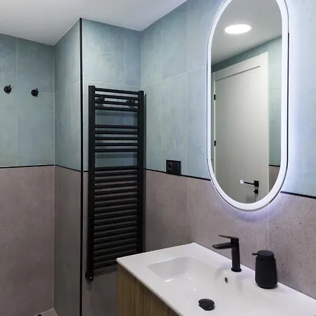 Housingleon San Isidoro Apartman *